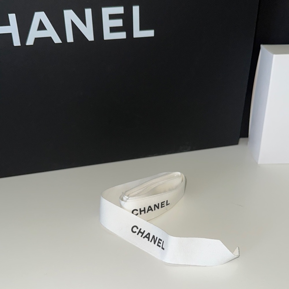 CHANEL BOX RIBBON